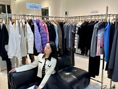 -枫叶小镇奥特莱斯