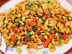 -湖南人家湘菜馆(镇江路店)