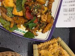 -云阿蛮云南生烫牛肉米线(奉贤路店)