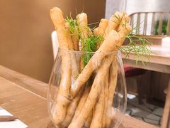 茴香小油条-椒爱水煮鱼川菜(大连罗斯福店)