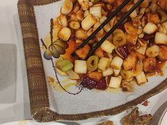 -鑫巴蜀小镇 · 水煮鱼专研店(玉桥店)