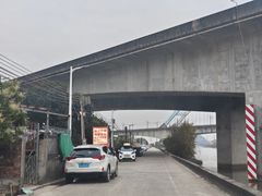 -辉记虾塘海鲜农庄