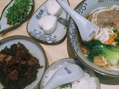 -俏凤凰(美林M·LIVE天地东座店)