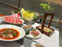 -红鼎豆捞·非遗鲍皇汤火锅(宝丰路店)