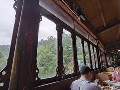 -鲤鱼塘农家山庄