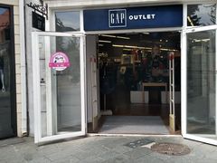 -GAP(王府井奥莱·香江小镇店)