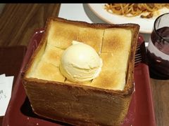 -港丽餐厅(正大店)
