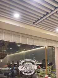 -MARTIN'S BARBER SHOP男士理发馆