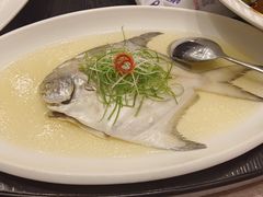 -隆江大酒店(雯婕商务楼店)