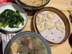 -弄堂小笼包(西青中北永旺购物中心店)