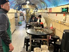 -洞亭火锅(防空洞总店)