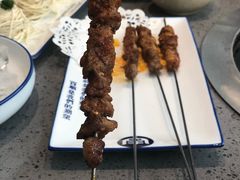 烤羊肉串-羊来顺冰煮鲜羊铁锅烀羊肉(八卦岭店)