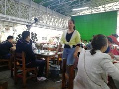 -四川小胡子海鲜(丁村万人海鲜广场店)