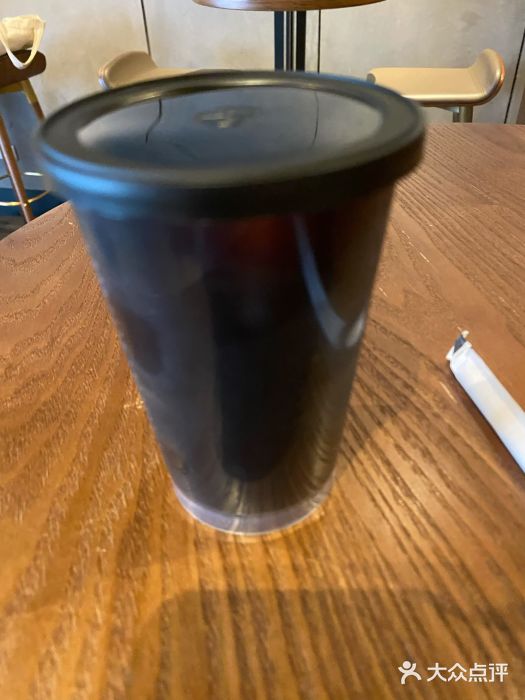 星巴克臻选(世茂广场店)威士忌桶酿冷萃咖啡图片