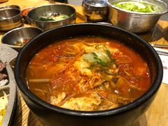 辣牛肉粉丝汤-姜虎东白丁烤肉(虹桥天地店)