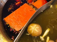 -小天鹅火锅·一线江景洪鼎旗舰店(洪崖洞店)