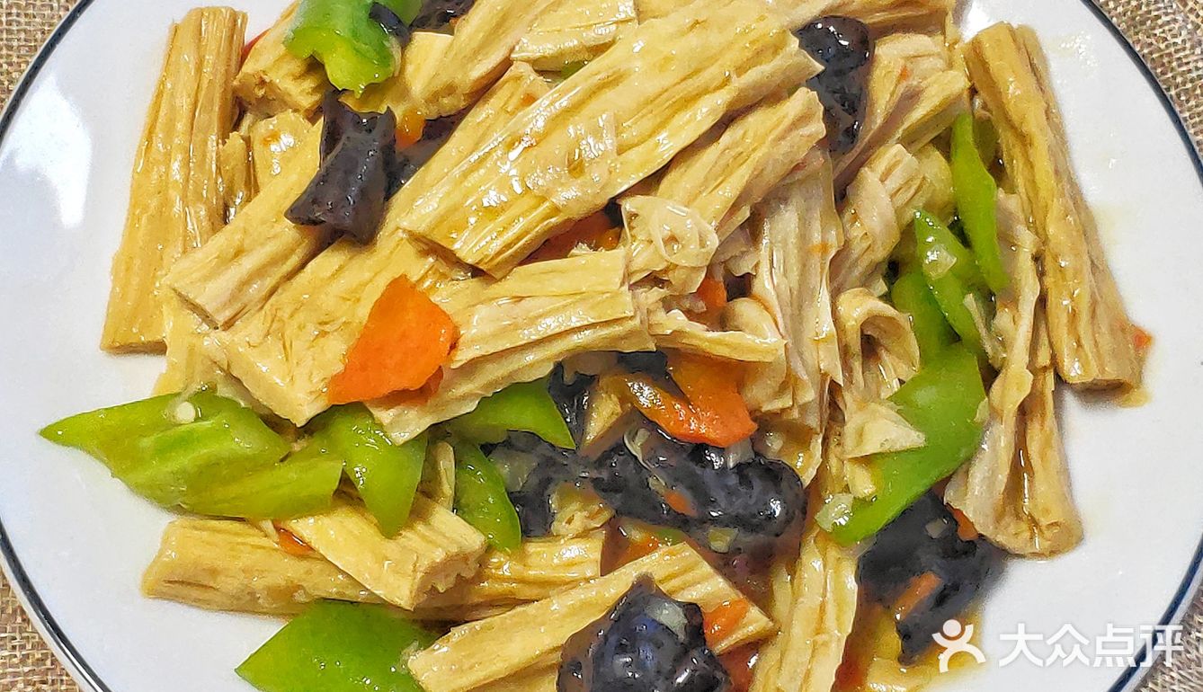 家常快手菜之素炒腐竹