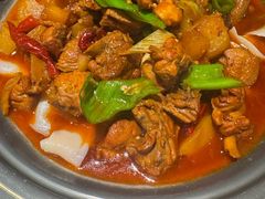 公路沙湾大盘鸡-耶里夏丽·新疆菜·28年喀什老馆(田林东路店)