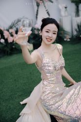 -Lady  Jane高端婚纱礼服馆