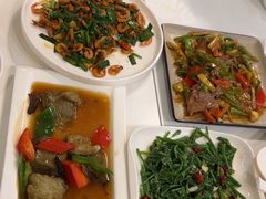 -88号小吃店·经典云南菜·地道纳西美食