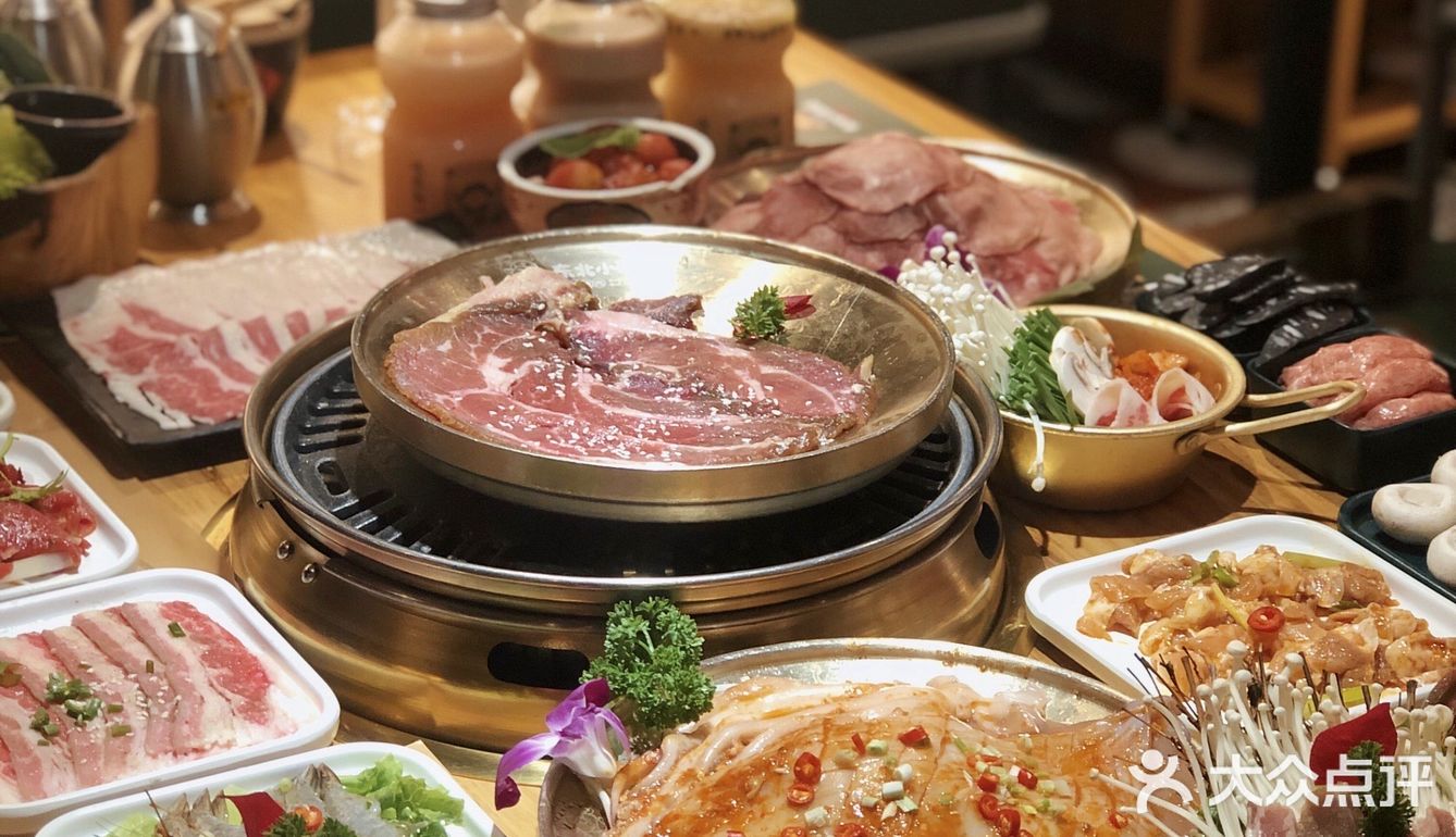 南京超正宗东北烤肉！！大口吃肉太爽啦！！