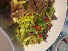 -卢大鲜鱼头捞饭(美利广场店)