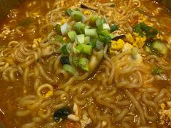 辛拉面-金顺韩式烤肉·网红烤肉店(广利路店)