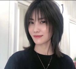 -变画·发型STUDIO