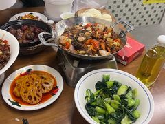 -堂瓦里·33年传统赣菜(第一街区店)