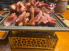 -老滇山寨•云南特色菜•地方菜•民族风情歌舞表演(金碧店)