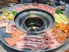 -哈哈碳都·牛肋条无限自助烤肉(台江万达店)