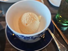 -新荣记(BFC外滩金融中心店)