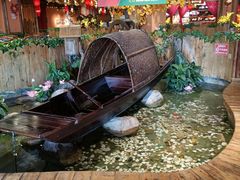 -老滇山寨•云南特色菜•地方菜•民族风情歌舞表演(金碧店)