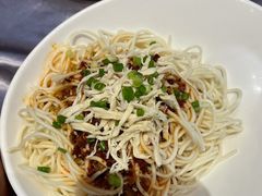 鸡丝凉面-红辣椒·川菜·火锅(张杨路店)