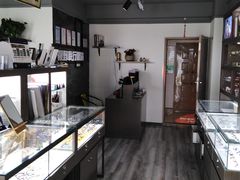 -视野联行眼镜蔡司·依视路官方授权店(顺城店)