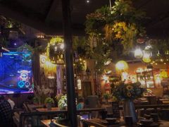 -临界音乐酒馆·小龙虾·江湖菜(华熙LIVE·鱼洞店)