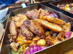 -老东镇啤酒屋海鲜加工·蒸汽海鲜·海鲜烧烤(台东店)