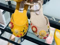 -CHARLES&KEITH(1234space店)