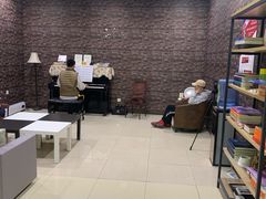 -科莱沃机器人创客中心(旅投·国展购物广场店)