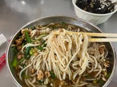 -正宗杨记普洱酸醋米线(总店)