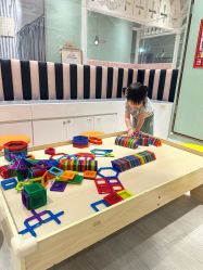 -奈尔宝·儿童乐园·亲子餐厅(华采天地店)