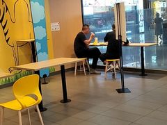-麦当劳(石坝服务区店)