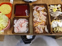 -菌小白·野生菌火锅(时尚天河店)