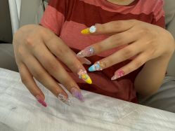 -斯馨·健康美甲美睫