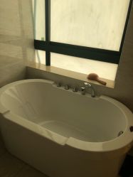 -悦芳庭美肤美体品牌集合店