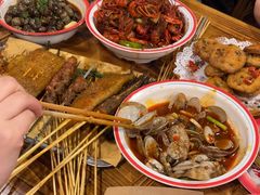 -冶建镜子·老南昌大排档·江西虾王(总店)