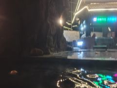 -裕龙汤泉