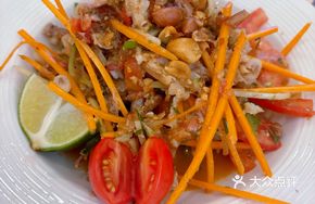 Thai Handcrafted Crushed Chicken Feet