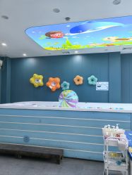 -蓝鲸快乐宝贝婴童游泳馆(南飞鸿十年城店)