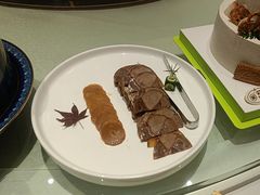 -罗浮宫酒店